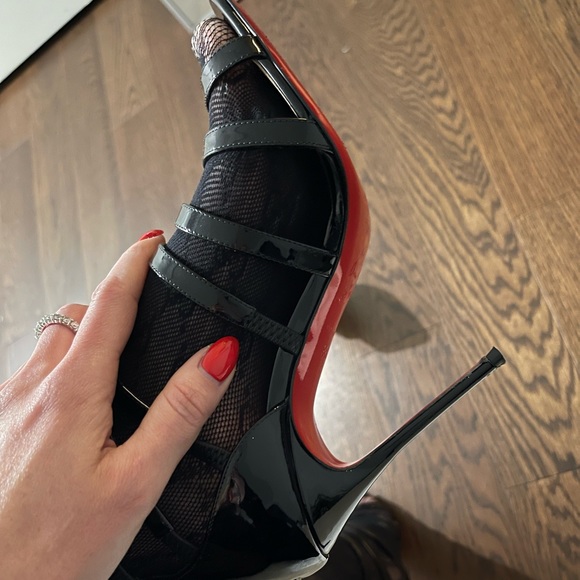 CHRISTIAN LOUBOUTIN PARIS MARINIERE HEELS. - Picture 5 of 5